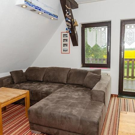 3-R-Ferienwohnung-Fuer-4-Personen-In-Schaprode-Auf-Ruegen-Zi3 Екстер'єр фото